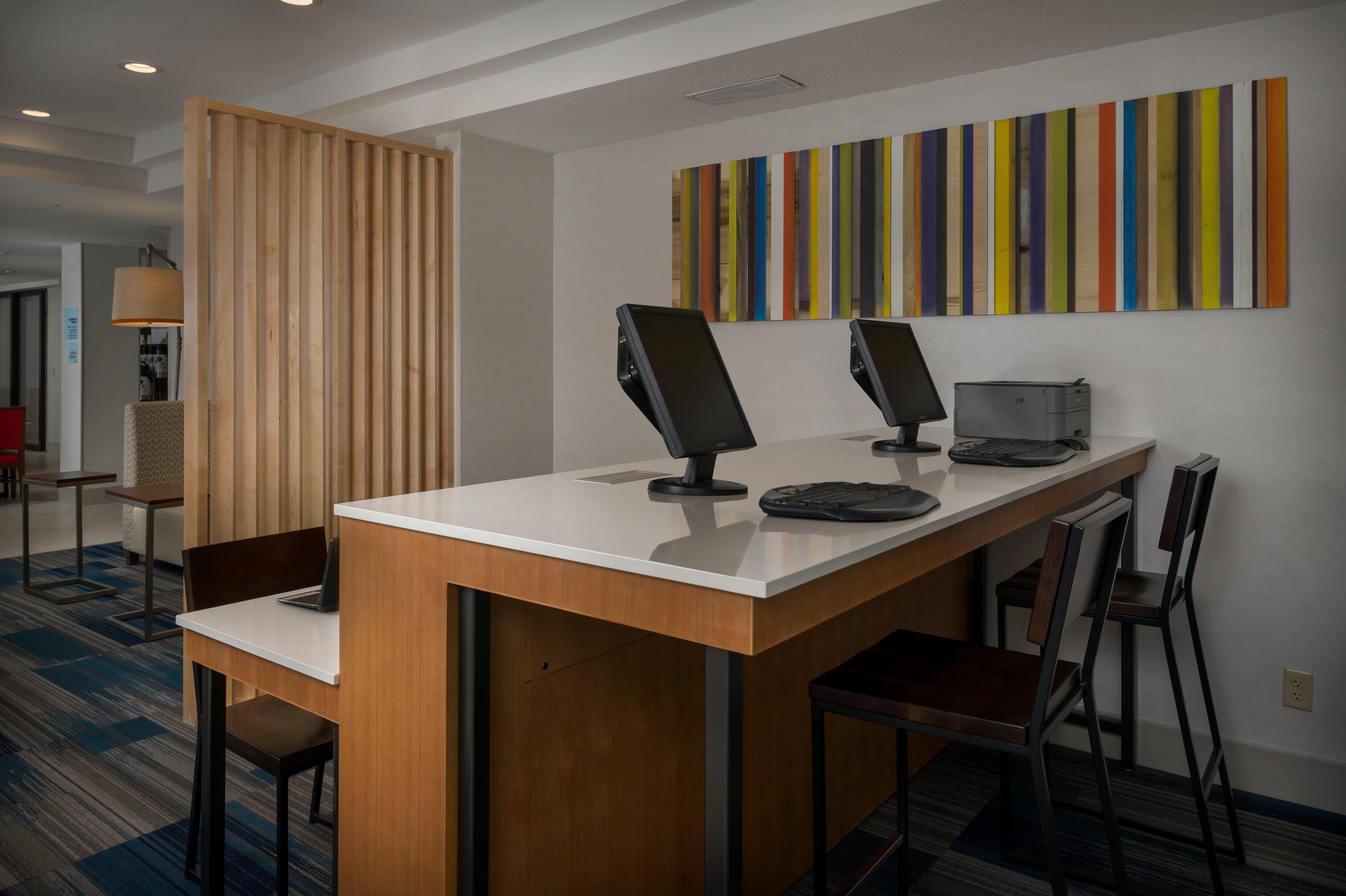 Holiday Inn Express Lawrence By Ihg Exterior foto